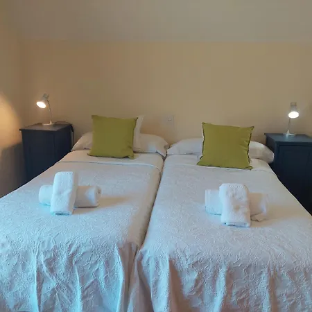 Puente Canto De Gredos Nyaraló